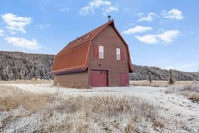 863 Snake River Road, Swan Valley, ID 83449