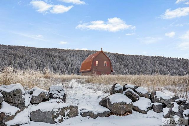 863 Snake River Road, Swan Valley, ID 83449