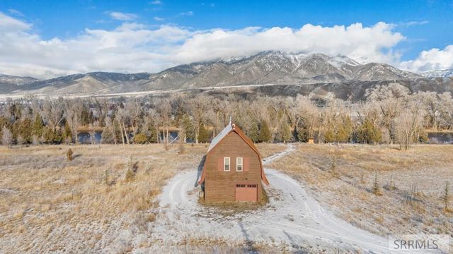 863 Snake River Road, Swan Valley, ID 83449
