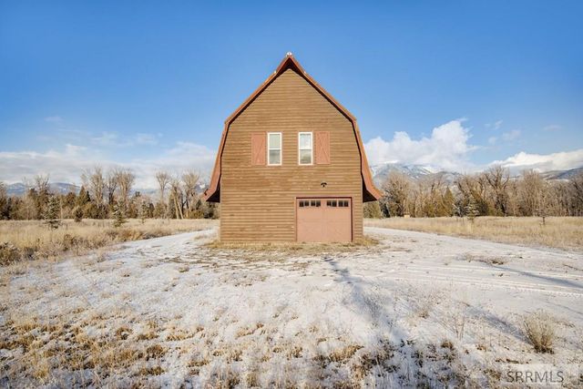 863 Snake River Road, Swan Valley, ID 83449