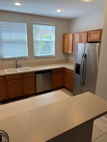447 Corte Madera Lane 5, West Palm Beach, FL 33401