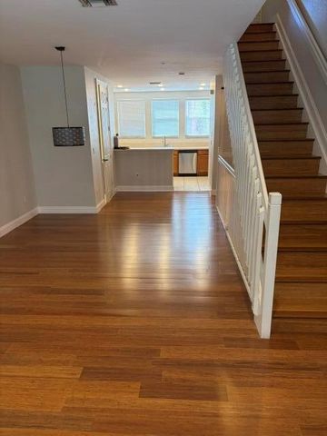 447 Corte Madera Lane 5, West Palm Beach, FL 33401