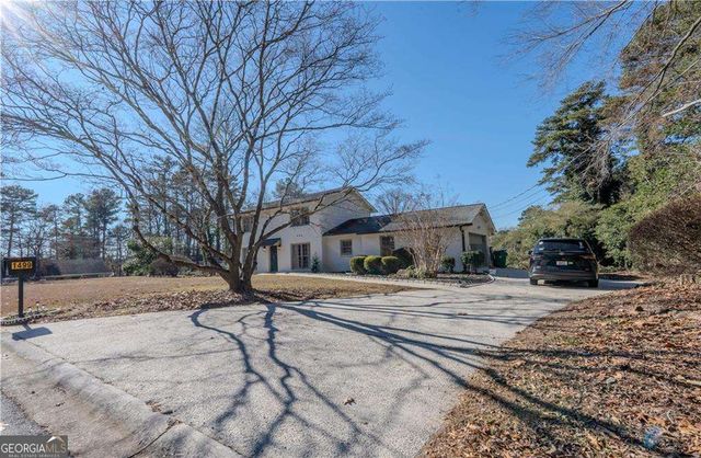 1499 Smokehouse, Stone Mountain, GA 30088