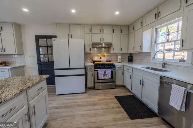 1499 Smokehouse, Stone Mountain, GA 30088