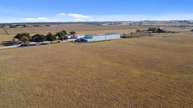 19919 Fm 973 RD N, Coupland, TX 78615