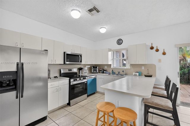 16624 NW 73rd Ct 16624, Miami Lakes, FL 33014
