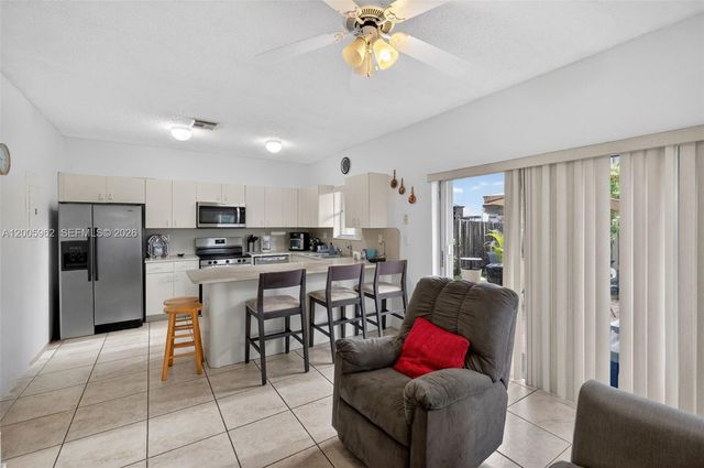 16624 NW 73rd Ct 16624, Miami Lakes, FL 33014