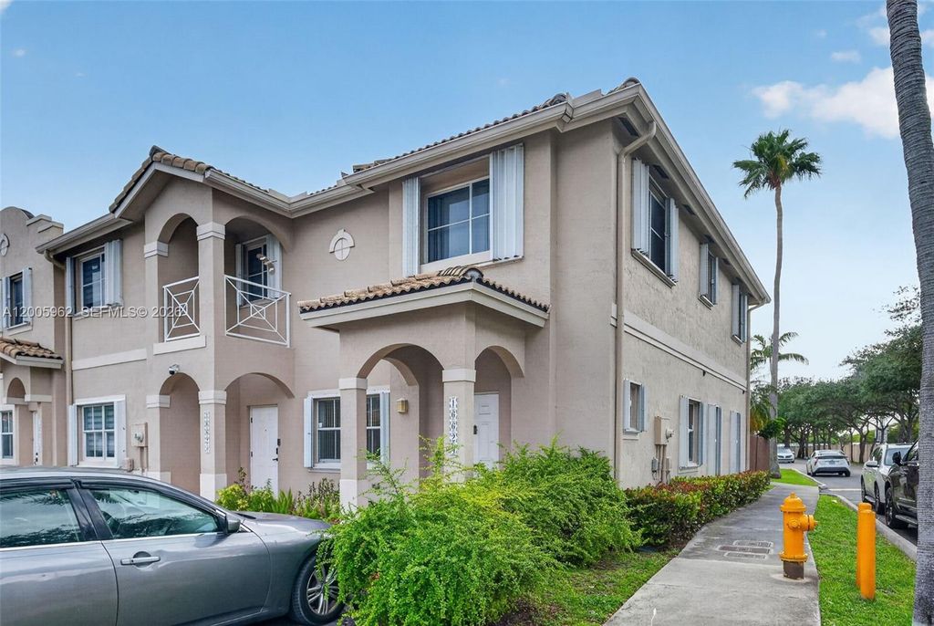 16624 NW 73rd Ct 16624, Miami Lakes, FL 33014