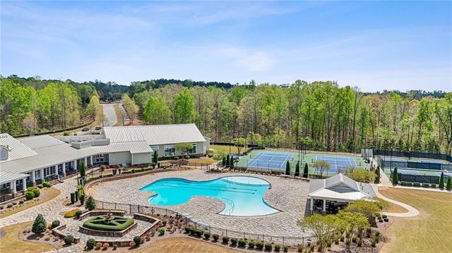 108 Red Maple Drive, Peachtree City, GA 30269