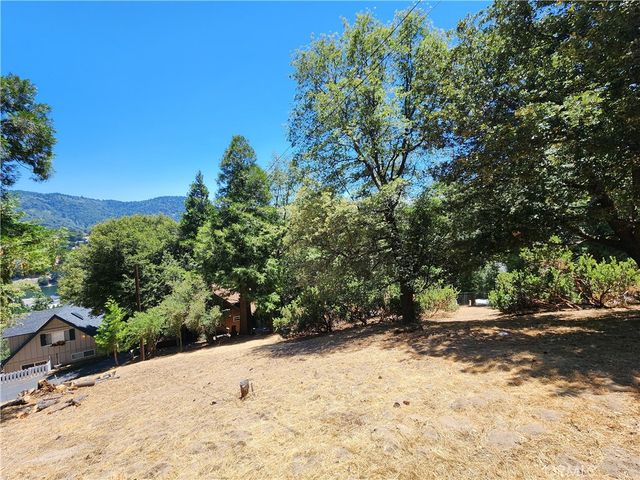 315 Weisshorn Drive, Crestline, CA 92325