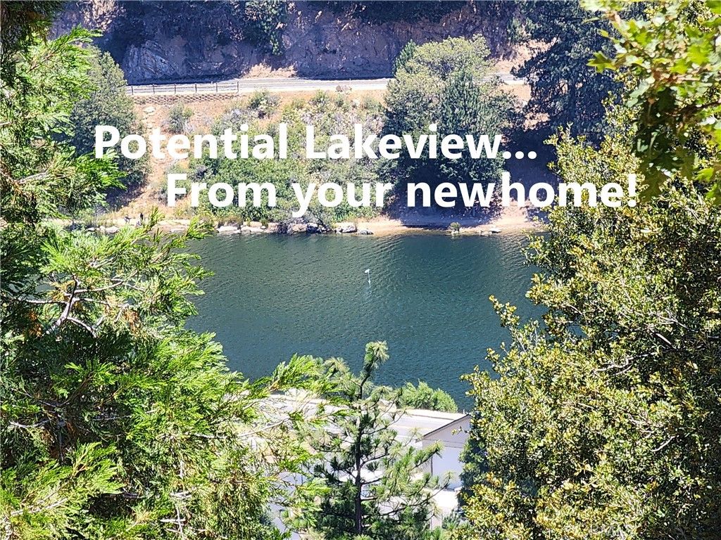 Image 4 of property listing at 315 Weisshorn Drive, Crestline, CA 92325