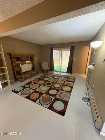 115 Plum Poppy North, Malta, NY 12020