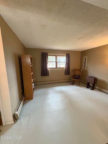 115 Plum Poppy North, Malta, NY 12020