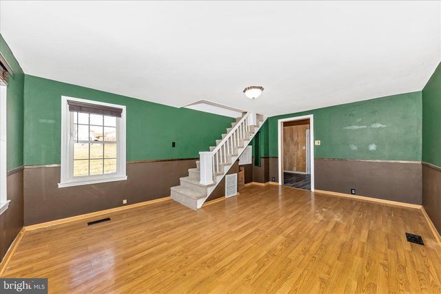 8204 BALL RD, Frederick, MD 21704