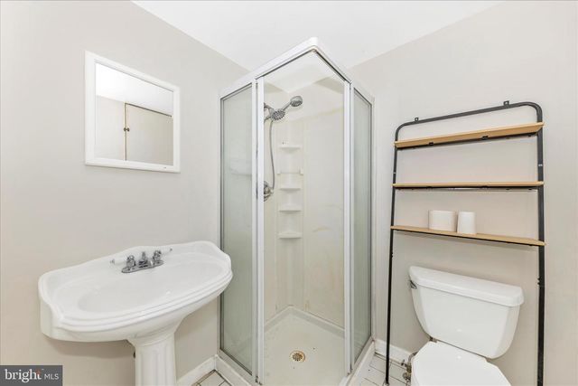 8204 BALL RD, Frederick, MD 21704