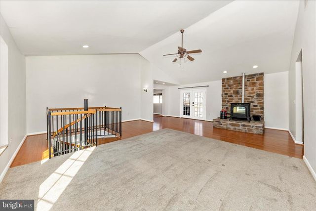 8204 BALL RD, Frederick, MD 21704