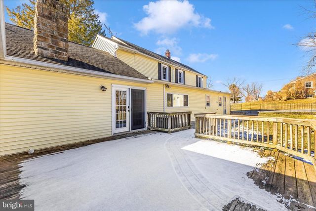 8204 BALL RD, Frederick, MD 21704