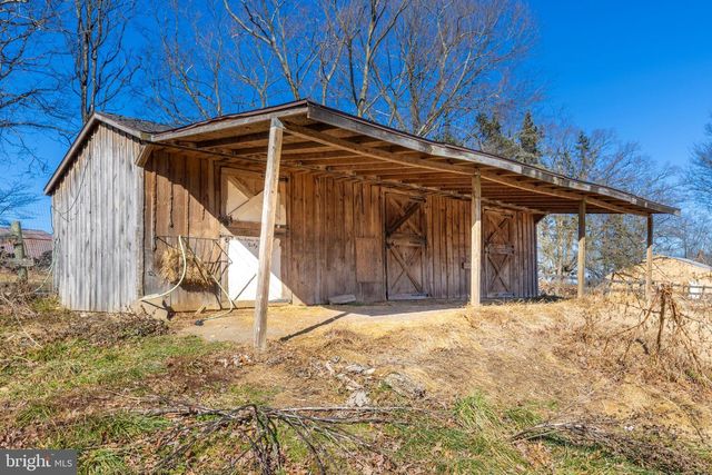 8204 BALL RD, Frederick, MD 21704