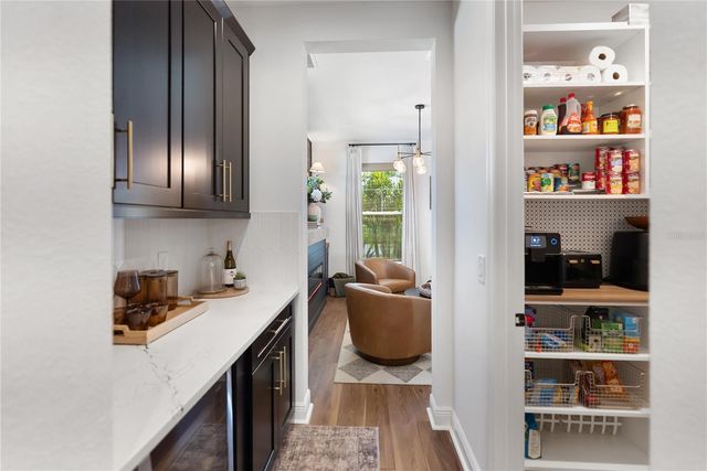 17506 SAVORY MIST CIRCLE, Bradenton, FL 34211