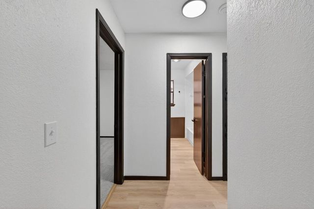 821 Rolling Hills Terrace, Edmond, OK 73012