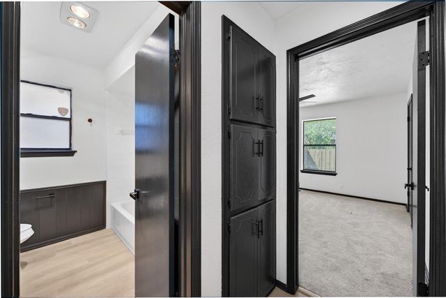 821 Rolling Hills Terrace, Edmond, OK 73012