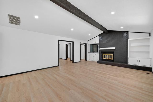 821 Rolling Hills Terrace, Edmond, OK 73012