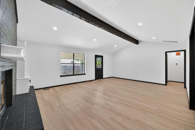 821 Rolling Hills Terrace, Edmond, OK 73012