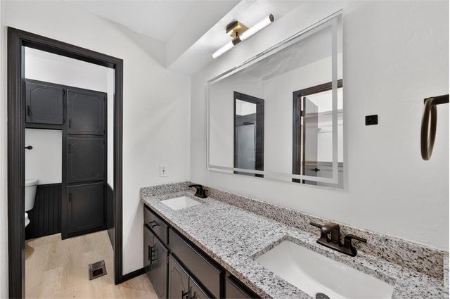 821 Rolling Hills Terrace, Edmond, OK 73012