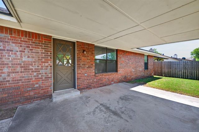 821 Rolling Hills Terrace, Edmond, OK 73012