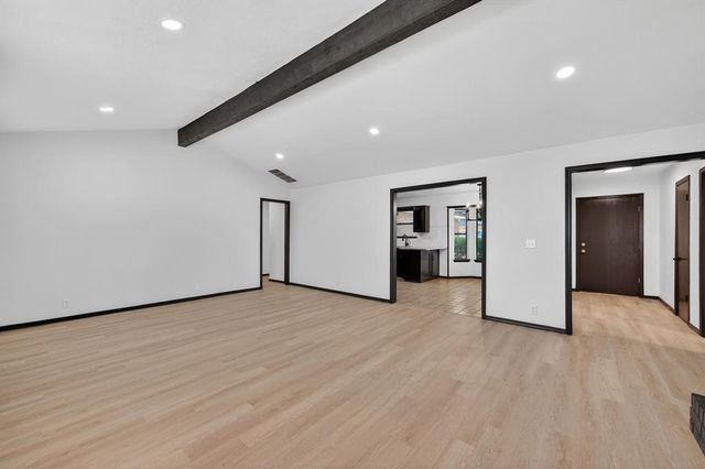 821 Rolling Hills Terrace, Edmond, OK 73012