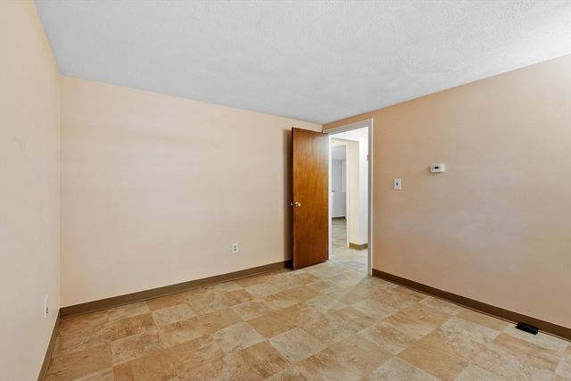 122 Milton St, Waltham, MA 02453