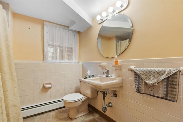 122 Milton St, Waltham, MA 02453
