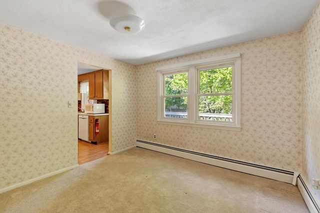 122 Milton St, Waltham, MA 02453