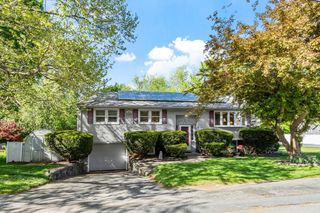 122 Milton St, Waltham, MA 02453