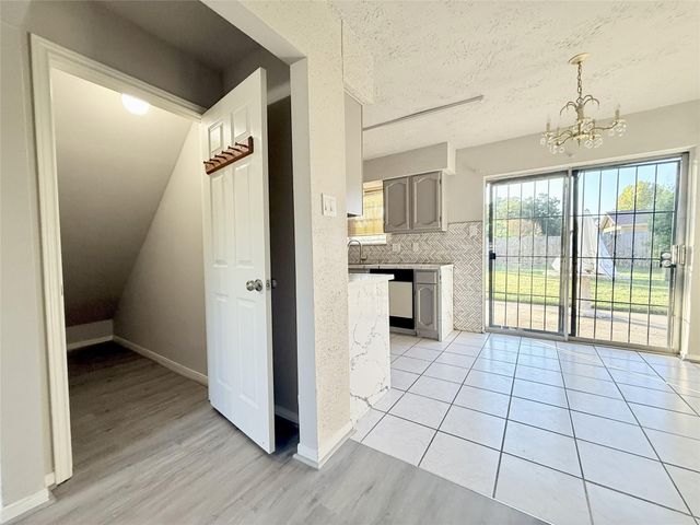 12715 Middlesbrough Lane, Houston, TX 77066