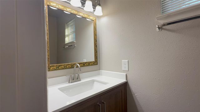12715 Middlesbrough Lane, Houston, TX 77066
