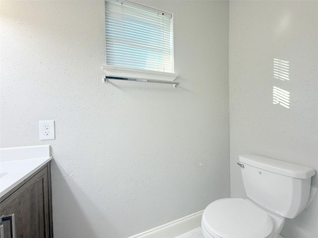 12715 Middlesbrough Lane, Houston, TX 77066