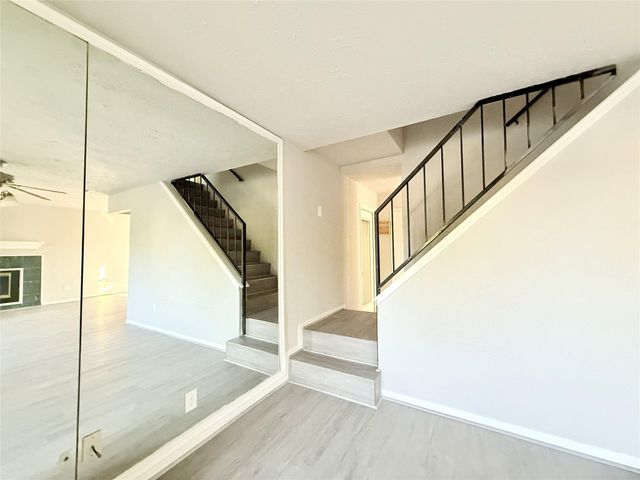 12715 Middlesbrough Lane, Houston, TX 77066