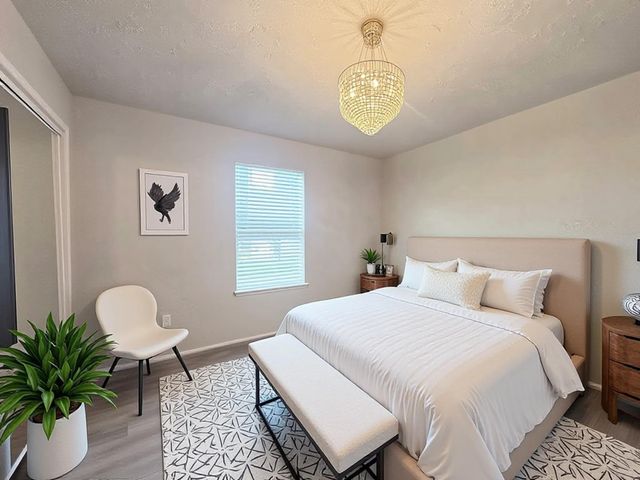 12715 Middlesbrough Lane, Houston, TX 77066