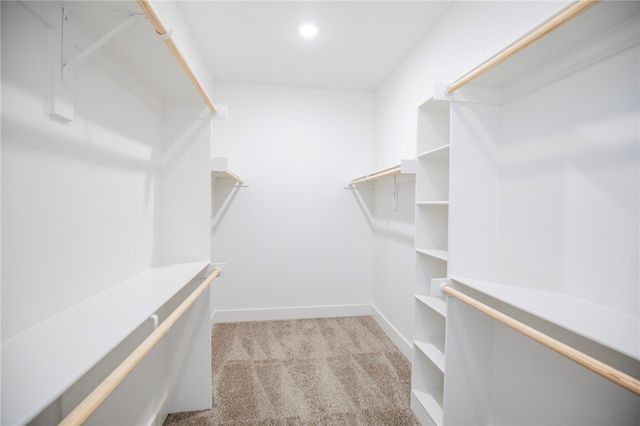 437 Ramsey Street, Gentry, AR 72734