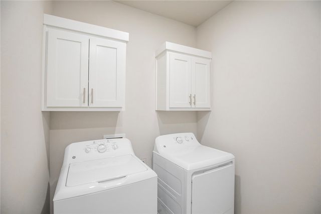 437 Ramsey Street, Gentry, AR 72734