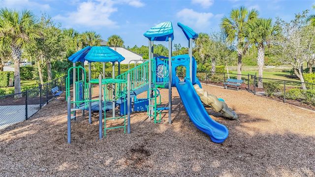 2647 MARTON OAK BOULEVARD, North Port, FL 34289