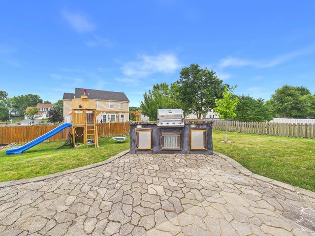 248 Beechnut Street, Pickerington, OH 43147
