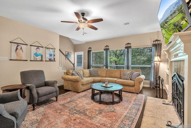 13443 Blackstone, Universal City, TX 78148