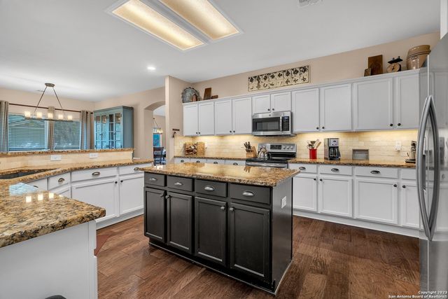 13443 Blackstone, Universal City, TX 78148