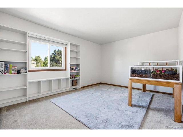 10675 Hobbit Ln, Westminster, CO 80031