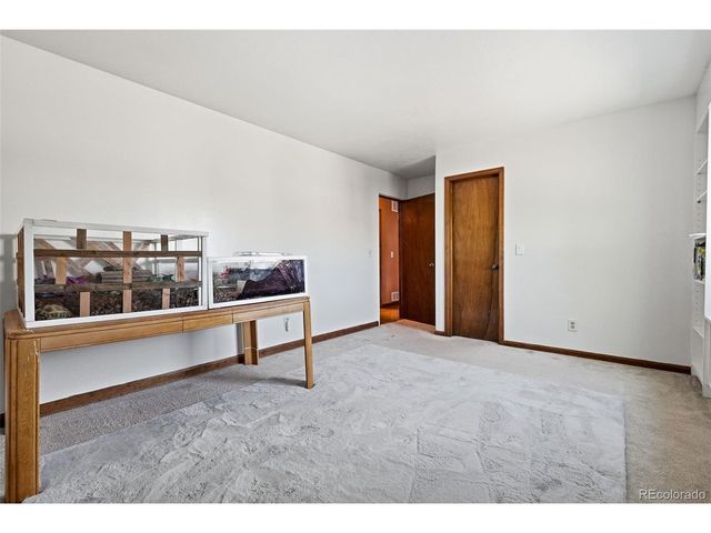 10675 Hobbit Ln, Westminster, CO 80031