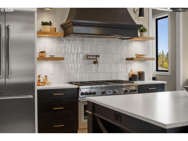 2219 S 19TH Way, Ridgefield, WA 98642