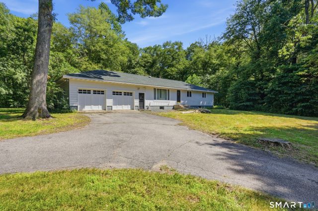 588 Pendleton Hill Road, North Stonington, CT 06359