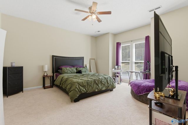 7804 Valley Bend Drive SE, Huntsville, AL 35802